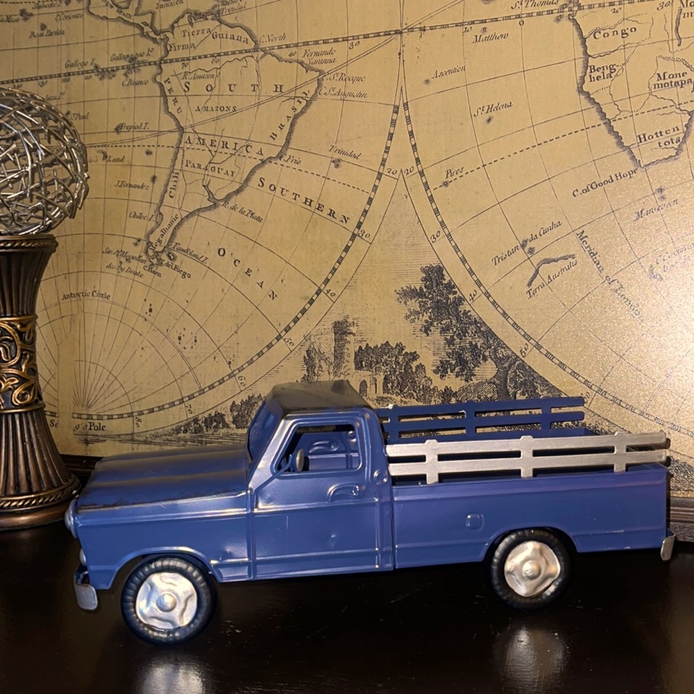 🍁🛻 Ashland Metal Truck Decoration - Blue - 15 inches🛻🍁